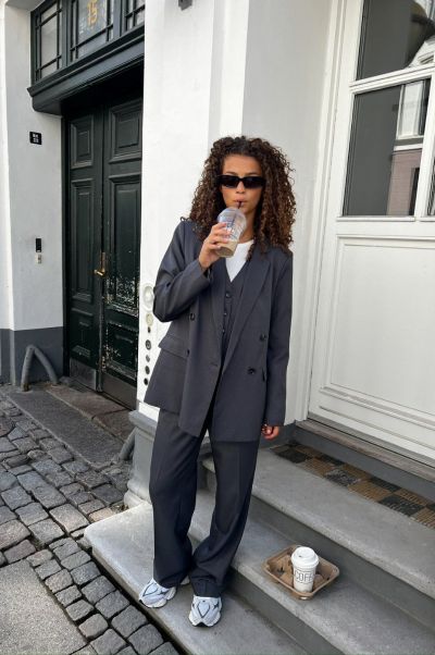 142679_01_14267901_03_pants_neo_noir_alice_melange_dark_grey_161170_sienna_goodies_v3_max